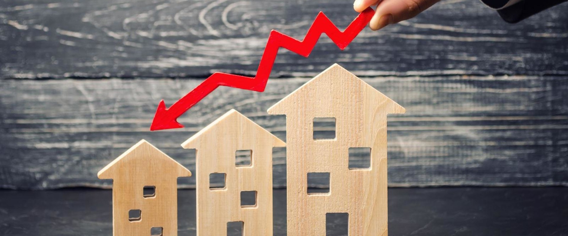 When real estate market crash?