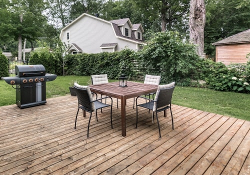 Working With A Deck Builder In Vancouver, Washington To Maximize Your Home’s Value In A Hot Sellers Market