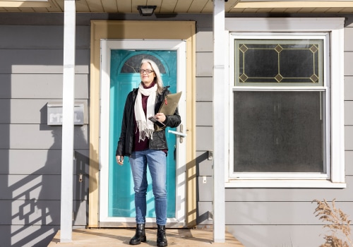 How real estate agents sell homes?